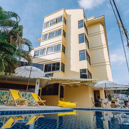 Bauman-Ville Hotel Patong Exterior foto